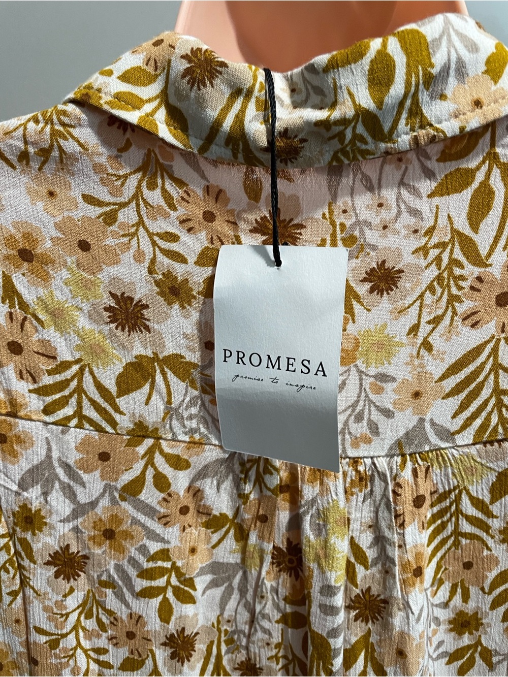 Promesa Cream and Mustard Floral Lace-Trim Button-Down Shirt - Picture 3 of 5